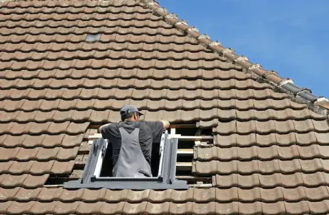 Pose de velux - Boisset-Saint-Priest